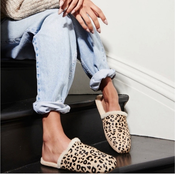 Freda Salvador Shoes - Freda Salvador James Leopard Shearling Slippers Size Small